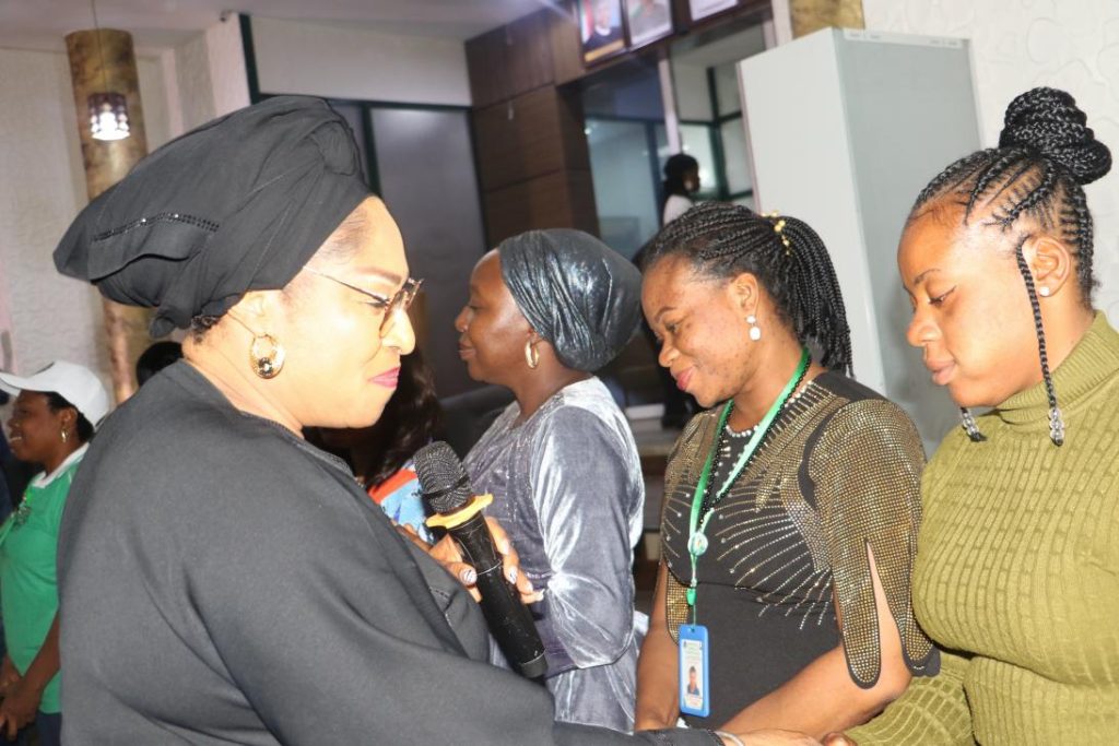 flyer 6 women dev img3